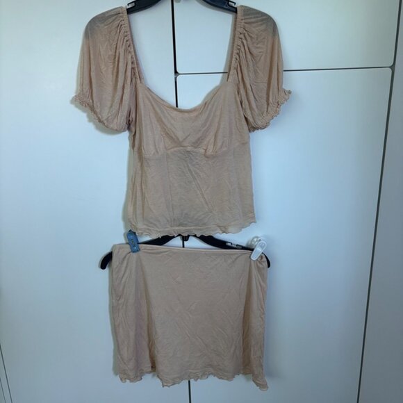 Free People Avida Set Tan Size Medium NWT - Picture 3 of 6